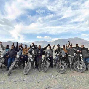 Ladakh Bike Trip - Leh to Leh with turtuk village