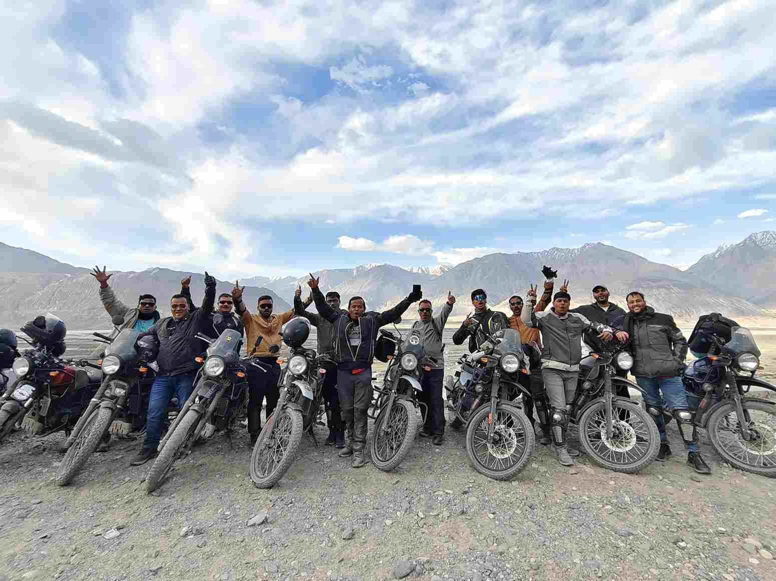 Ladakh Bike Trip - Leh to Leh with turtuk village