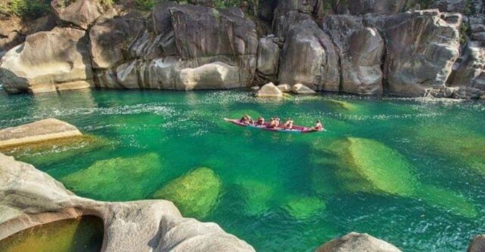 Dawki river - Meghalaya Tour Packages