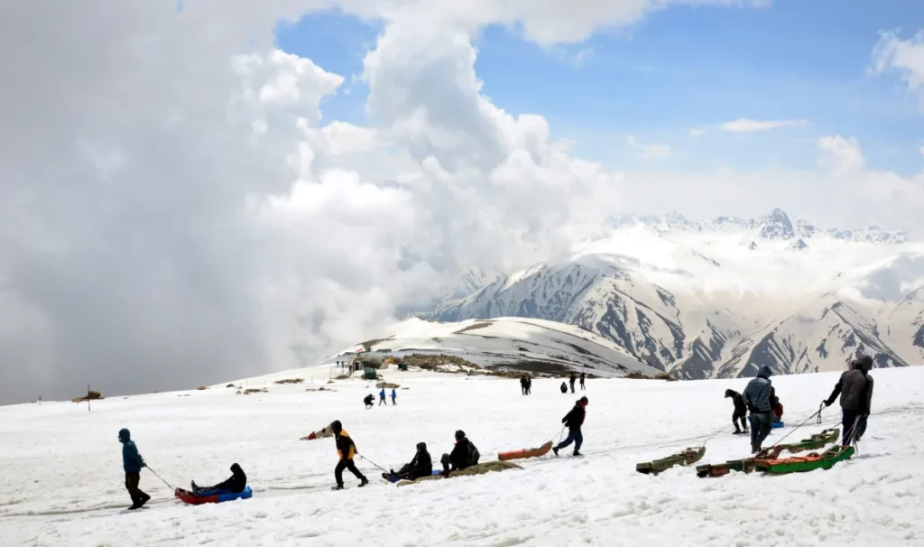 Kashmir Tour Package 5 Nights 6 Days