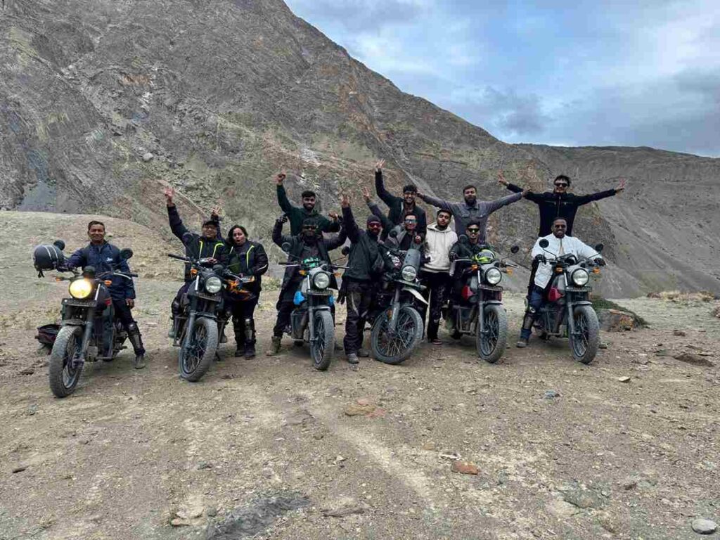 Best group tour Spiti enjoying the surreal Spiti Valley landscape